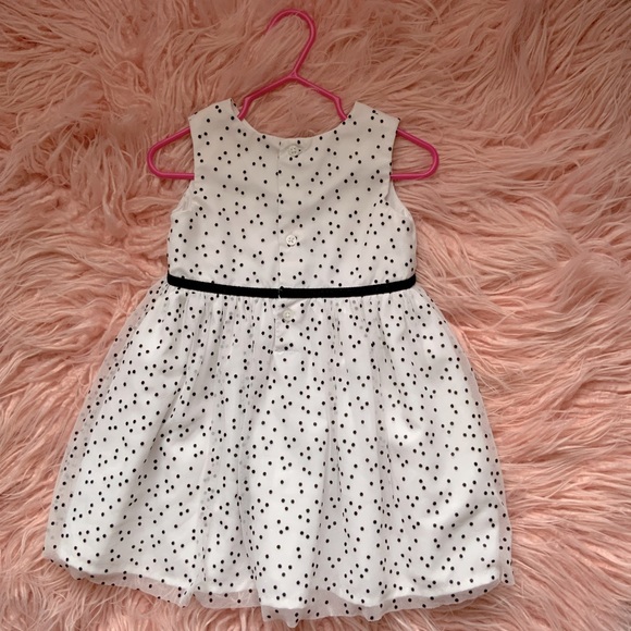 Carter’s 18m polka dot girls dress - Picture 2 of 3